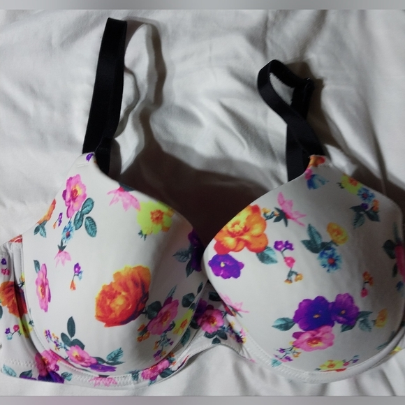 VICTORIA'S Secret PINK Wear Everywhere Lightly Lined Bra, Size 34DD - Picture 2 of 7